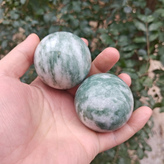 1pics 50MM, Natural Green Ball, Crystal ball, Stone Carving Ball, Quartz sphere ball, Carved Reiki healing, Gemstone Divination ball ff60