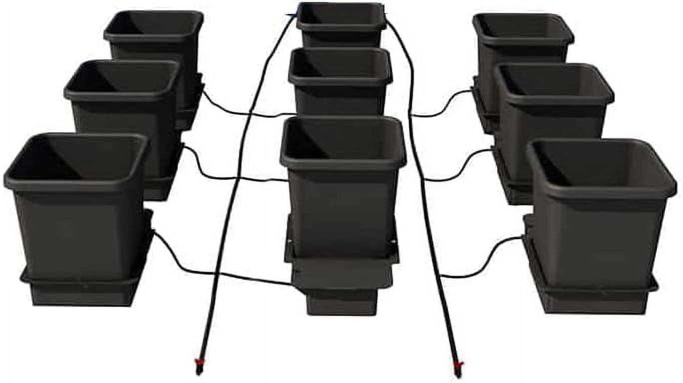 1pot systems (3.9 gallon plastic pots) selfwatering, gravityfed