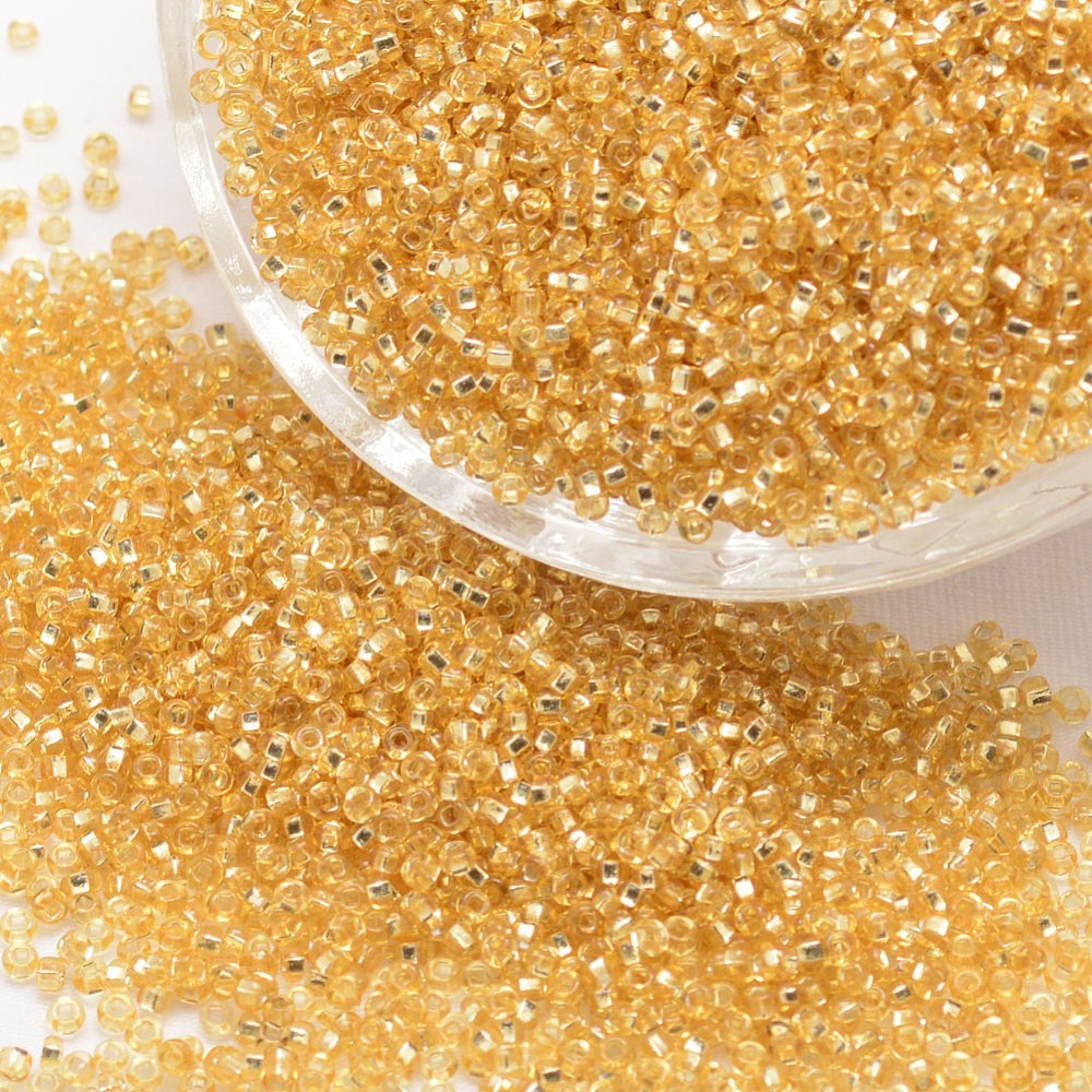 1pound 6/0 Round Glass Seed Beads Silver Lined Square Hole Transparent Colours Goldenrod 3.6~4.0mm Hole: 1.2mm about 5000pcs/pound