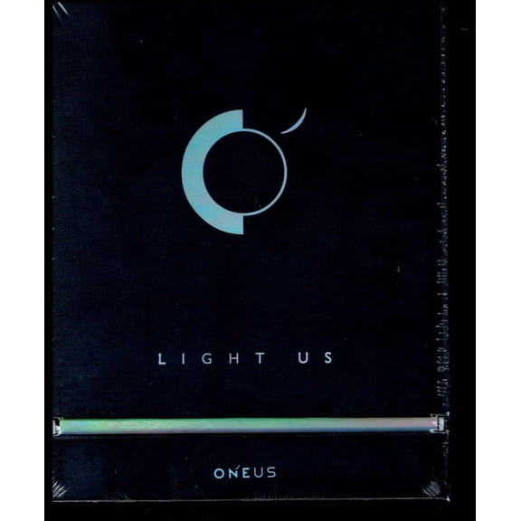 1st Mini Album: Light Us (CD)