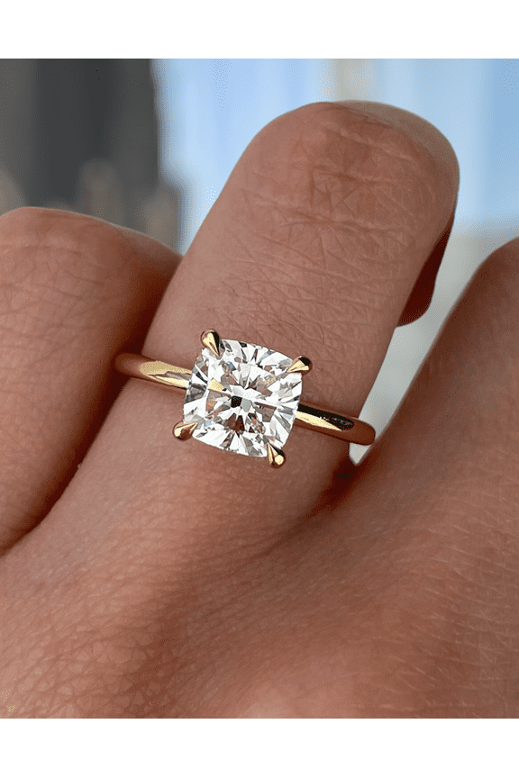 2.00Ct Cushion Cut Lab-Grown Diamond Solitaire Engagement Ring, Hidden Halo, 14K Yellow Gold, US 4
