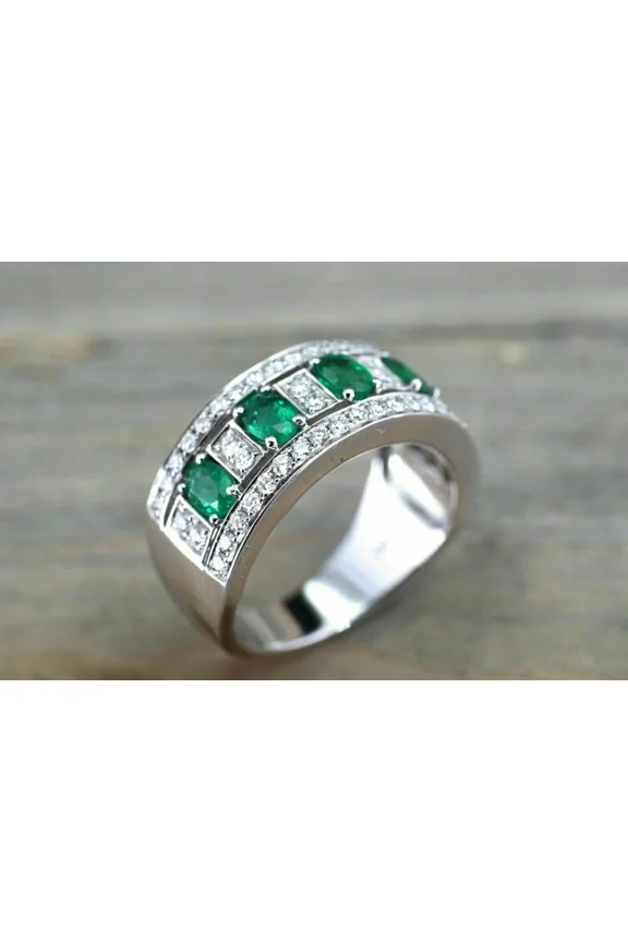 2.00Ct Oval Cut Lab-Created Green Emerald Women's Promise Wedding Band Ring in 14K White Gold Plated