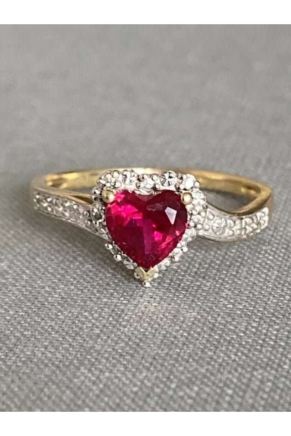 2.10Ct Heart Cut Simulated Red Ruby Women's Halo Wedding Ring 14K Yellow Gold Plated 925 Sterling Silver