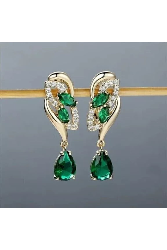 2.10Ct Pear Cut Simulated Diamond Green Emerald 14K Yellow Gold Plated Drop/Dangle Earrings.
