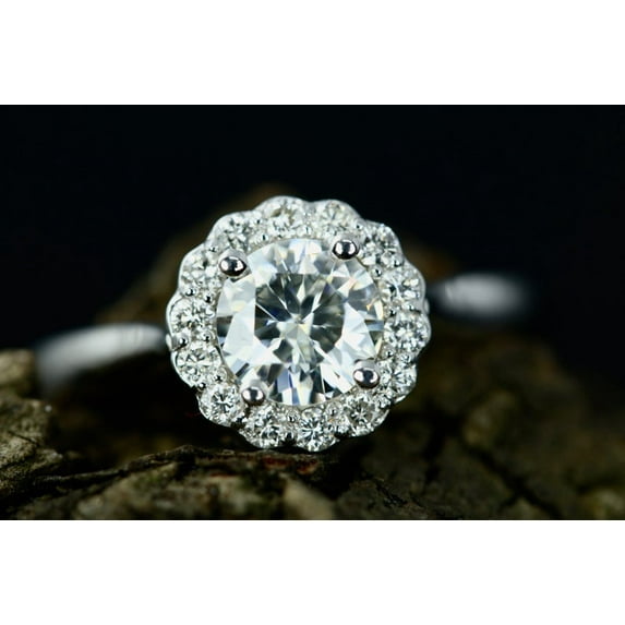 2.28 Ct Stunning Solitaire Round Natural Moissanite Diamond Wedding Rings for Ladies Solid 14K White Gold