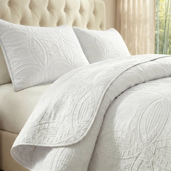 2/3 PCS Embossed Bedspread Set, 1 Bed Cover with 1-2 Pillowcases, Soft Breathable Hypoallergenic, Washable & Practical, Multiple Styles and Sizes Available(White,Twin)