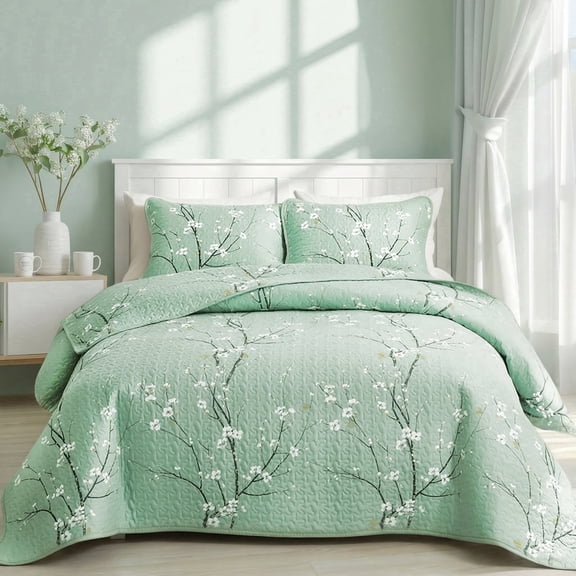 2/3-Piece Reversible Quilted Bedspread Set - Green Plum Blossom Pattern(1 Quilt, 1/2 Pillowcases), All Season Microfiber Coverlet with Pillow Shams, Machine Washable