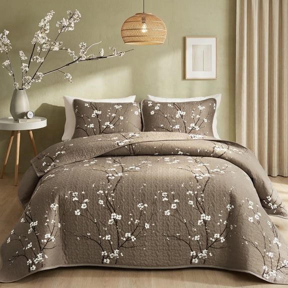 2/3PCS Romantic Plum Blossom Quilted Bedspread Set,1 Coverlet+1/2 Coordinated Pillowcases,Multi-use for Bedroom Dorm Sofa Throw Wrinkle Resistant Machine Washable(Brown,Twin)