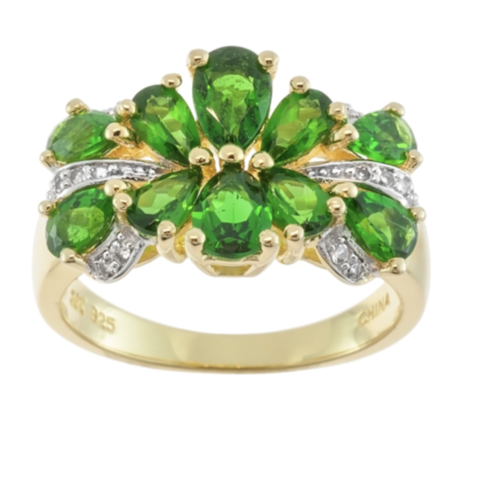 2.33ctw pear shape green chrome diopside.10ctw zircon18k gold ring. 10 ...