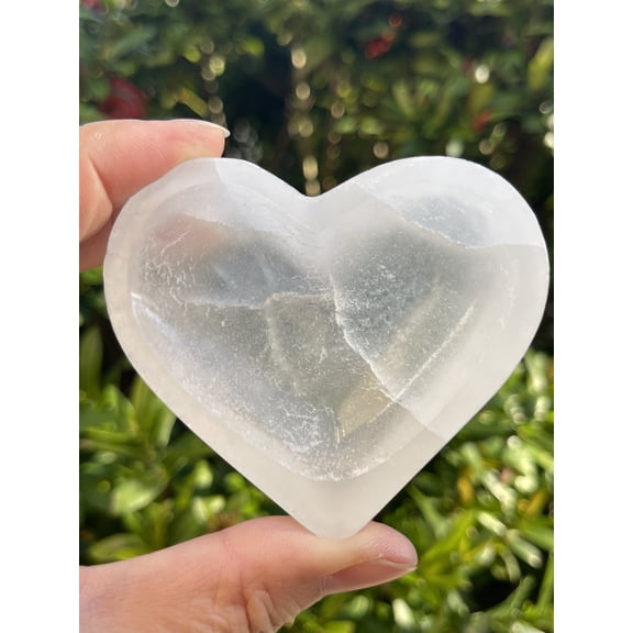 2.5" Heart Selenite Bowl, Gemstone Carved Selenite Crystal, Meditation Bowl, Reiki Bowl, Jewelry Holder, Crown Chakra, Cleansing, Charging, Healing