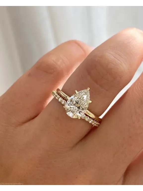 2.50 CT Pear Cut Moissanite Stone Engagement Ring With Matching Band | Bridal Set | 18K Gold Wedding Ring Set | Anniversary Ring Set For Her