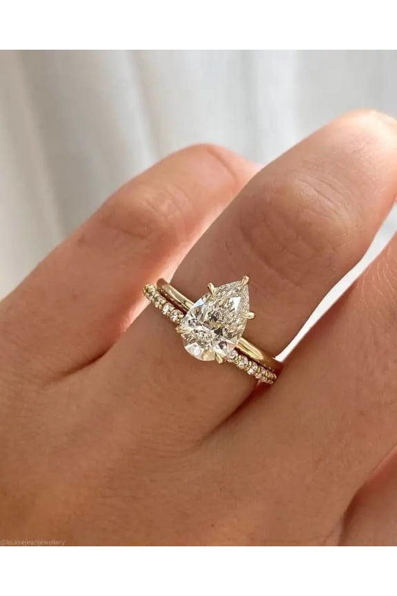 2.50 CT Pear Cut Moissanite Stone Engagement Ring With Matching Band | Bridal Set | 18K Gold Wedding Ring Set | Anniversary Ring Set For Her