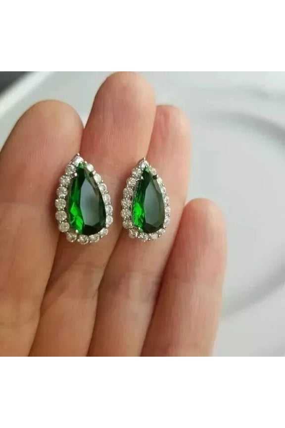 2.50 Ct Pear Cut Lab Created Green Emerald Party Wear Halo Teardrop