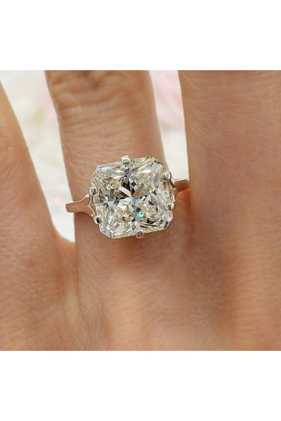 2.50Ct Radiant Cut Simulated Diamond Women's Gift Ring 14K White Gold Plated - Size 9.5