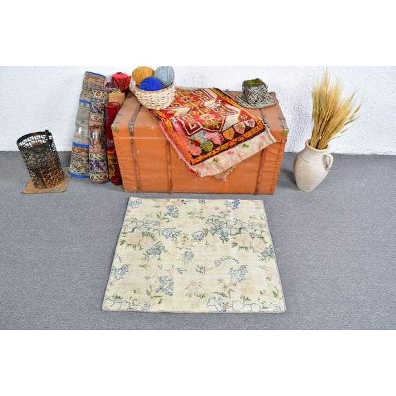 2.6x2.8 ft Small Rug, Vintage Rug, Turkish Rug, Anatolian Rug, Rugs For Kitchen, Beige Antique Rug, Floral Oushak Rug, Gift For Him, 13139