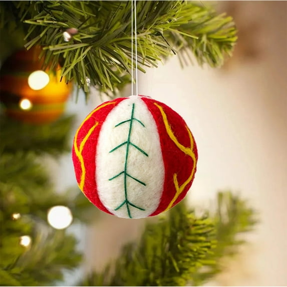 2.75in Christmas Wool Ball Ornaments DIY Kit with Snowflake Patterns for Handmade Xmas Crafts Tree Decorations Festive Party Styling
