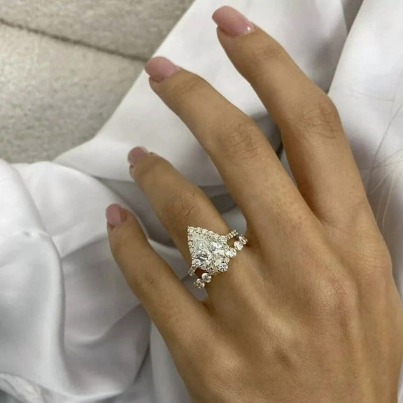 2 Ct Pear Cut Moissanite Women's Wedding Bridal Set Ring 14K White Gold Plated