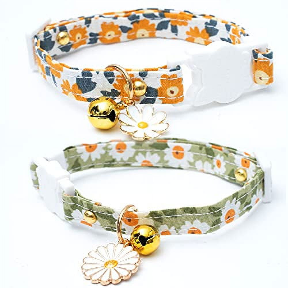 2 Pack Cotton Breakaway Cat Collars with Bell Daisy Pendant Kitty