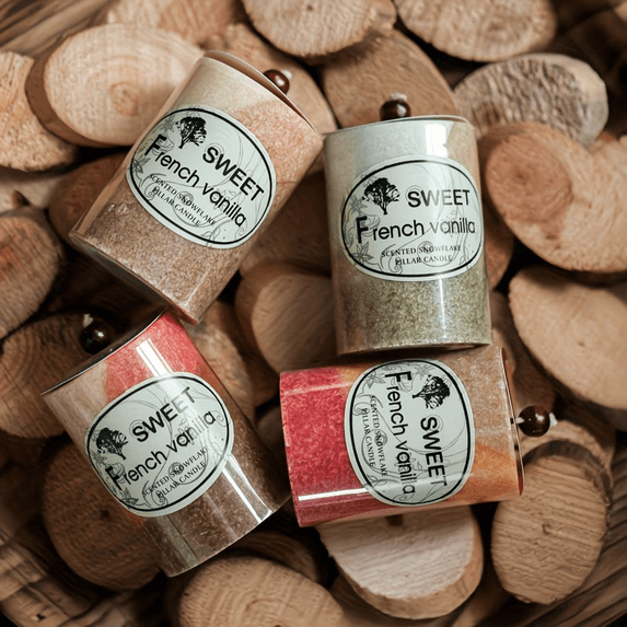 2 Pack Scented Candle Set, Strawberry and Kiwi Scented Candles for Home Decoration, Relaxation and Holiday Gifts