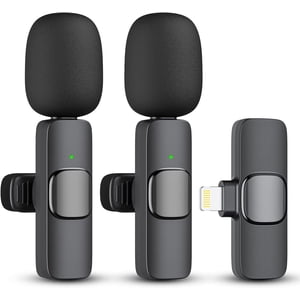 Paquete de 2 micrófonos de solapa inalámbricos para iPhone y iPad, con conexión plug and play, baja latencia 2.4G, chip de reducción de ruido integrado, 8 horas de duración, para grabación de video, entrevistas, podcasts, vlogs y YouTube