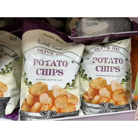 2 Packs Trader Joe's Kettle Cooked Olive Oli Salt Potato Chips 7 oz Each Pack