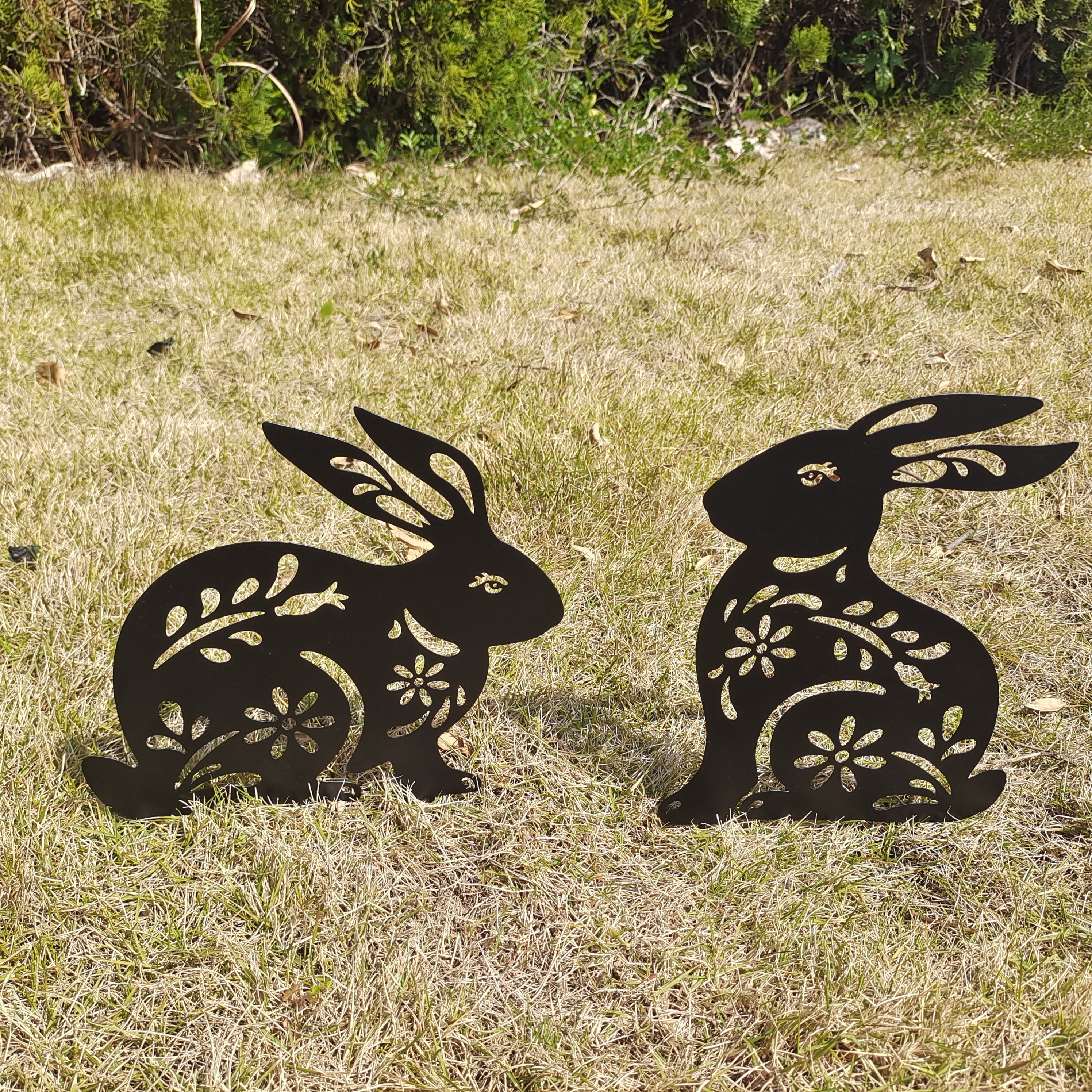 2 Peice Bunny Yard Sign,Metal Animal Yard Decor,Easter Bunny Lawn Signs with Stakes,Realistic Rabbits Decoration for Garden Lawn Pathway,Outdoor Metal Animals Silhouette Art Decor