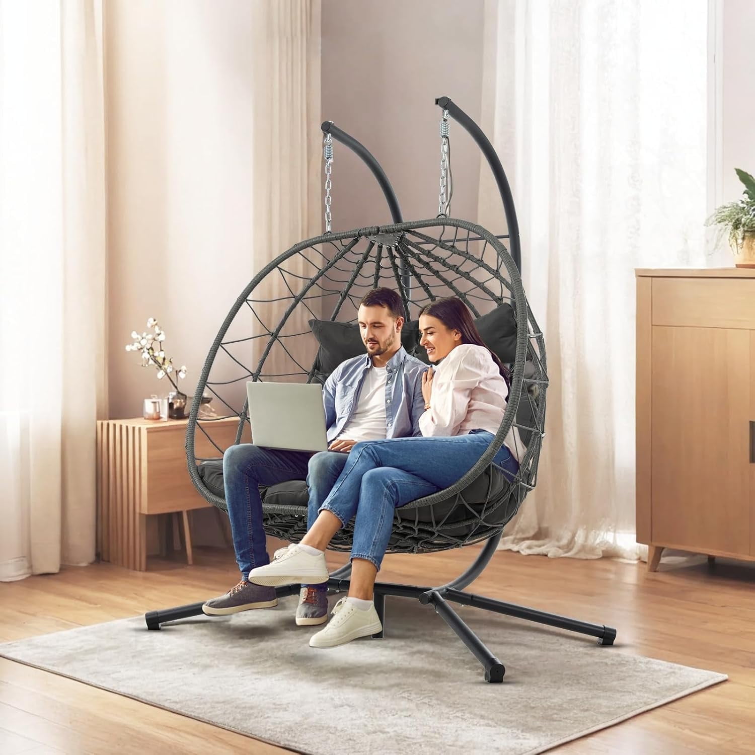 2 Person Egg Chairnull