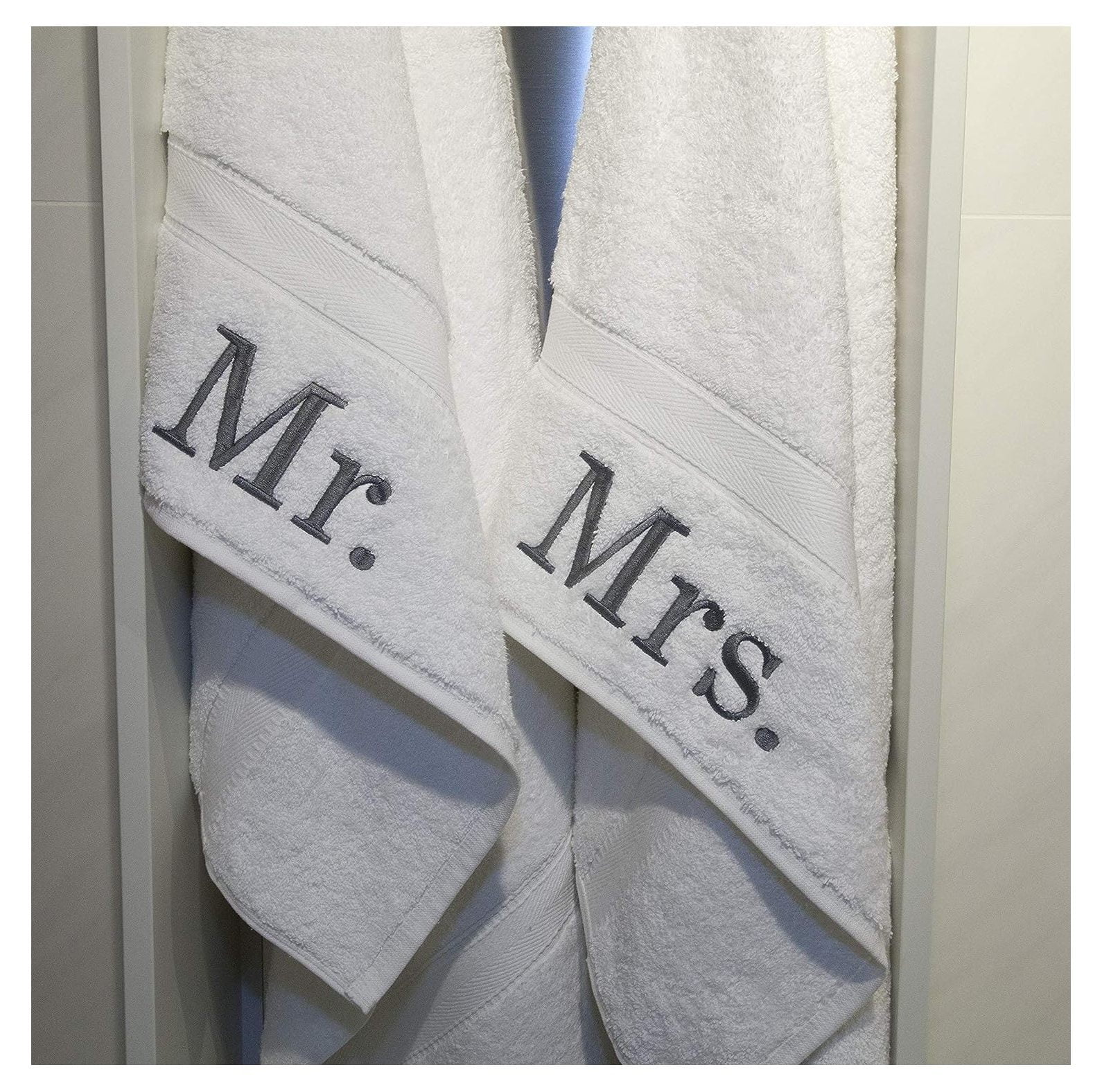 2 Piece White Mr and Mrs Towel Set Husband Wife Towels Plush Heavy Couples Romantic Wedding Gift