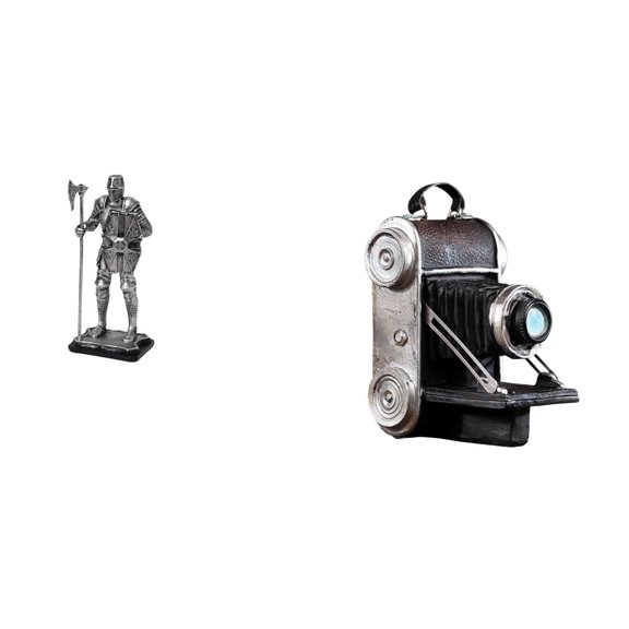 2 Pieces Camera Statue Knight Figurine Resin Art Crafts Decorative Desk Ornament for Living Room Entryway