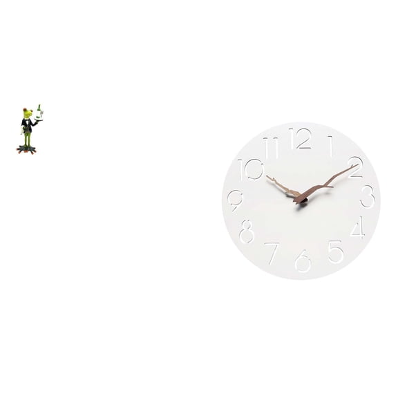 2 Pieces Wall Clock Desktop Figurine Waiter Frog Statue Resin Material for Bedroom Study Room Home Gift