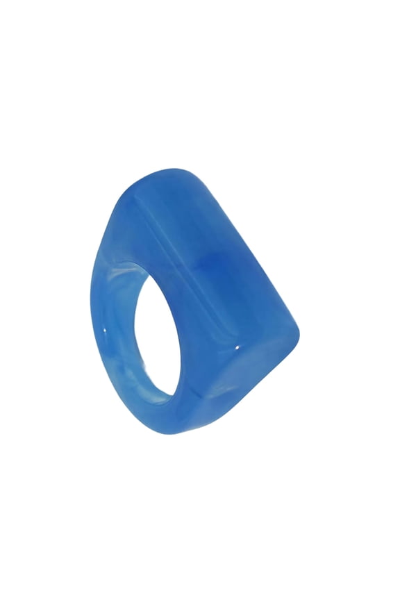 2. Stylish Polygon Design Rings Vibrant Resin Accessory Unisex Comfort Fit for Casual Formal Occasions