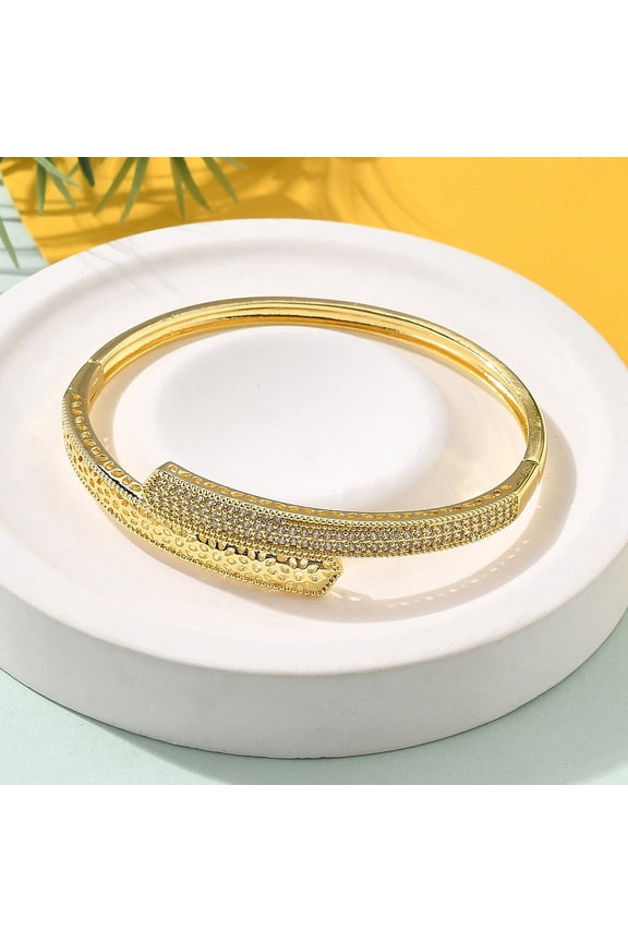2 pc Brass Micro Pave Clear Cubic Zirconia Hinged Bangles for Women Lead Free & Cadmium Free 3.5~11.5mm Inner Diameter: 57.5x51.5mm