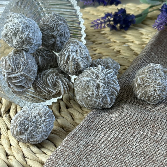 2 pcs Desert Rose Selenite Stone - A Symbol of Clarity, Protection & Spiritual Growth,Quartz Crystal Spiritual Gemstone, Mineral Specimen Rough Stone, Crystal Specimen Decor, Yoga Meditation Stone,