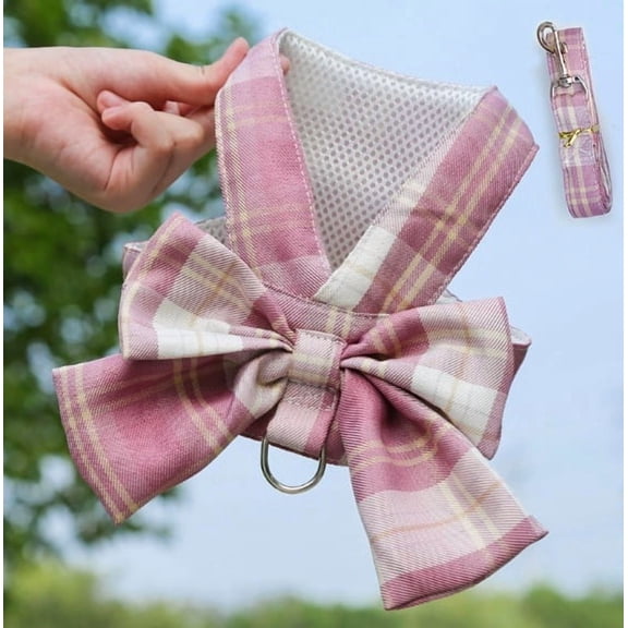 2 sets of special Teddy Fighter harnesses and leashes for walking dogs and cats