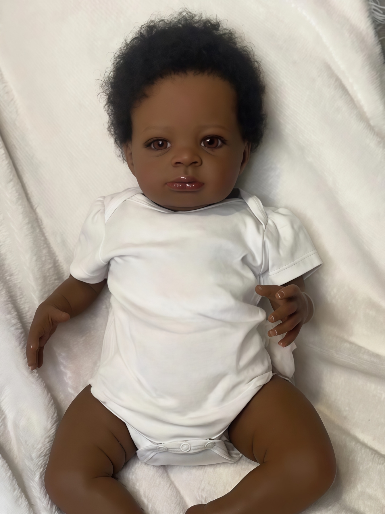 20 Inch Reborn Baby Doll Black Doll, Lifelike Baby Doll with Soft Cloth Body, Hand Rooted Curly Hair, Realistic African American Doll Toy for Kids Age 3+