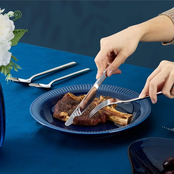 20 Pieces Silverware Set, Premium 18/10 Stainless Steel Flatware Set, Luxury Cutlery Set for 4, Dishwasher Safe for Home and Kitchen with Thick Handle, Party, Wedding, Silver