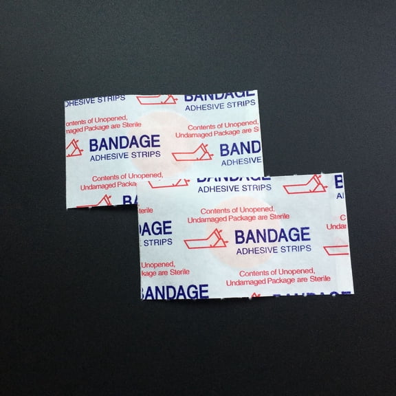 200 Spot Bandages - 7/8" Small Round Adhesive Bandages for Face, Hands, Arms, Blisters, Pimples, Vaccination