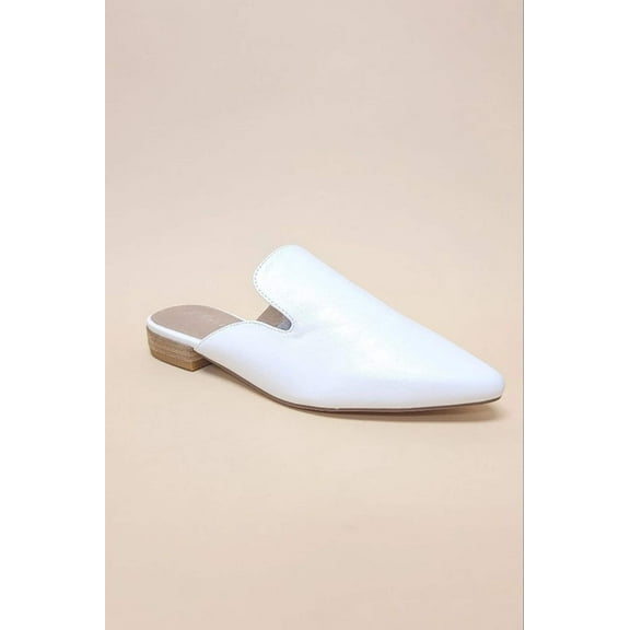 GEM-39 - POINTED TOE SLIP ON MULE FLATS