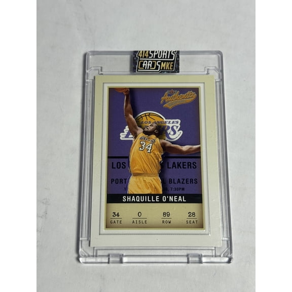 2001 Fleer Authentix Shaquille O'Neal Los Angeles Lakers #89 HOF Insert Basketball Card
