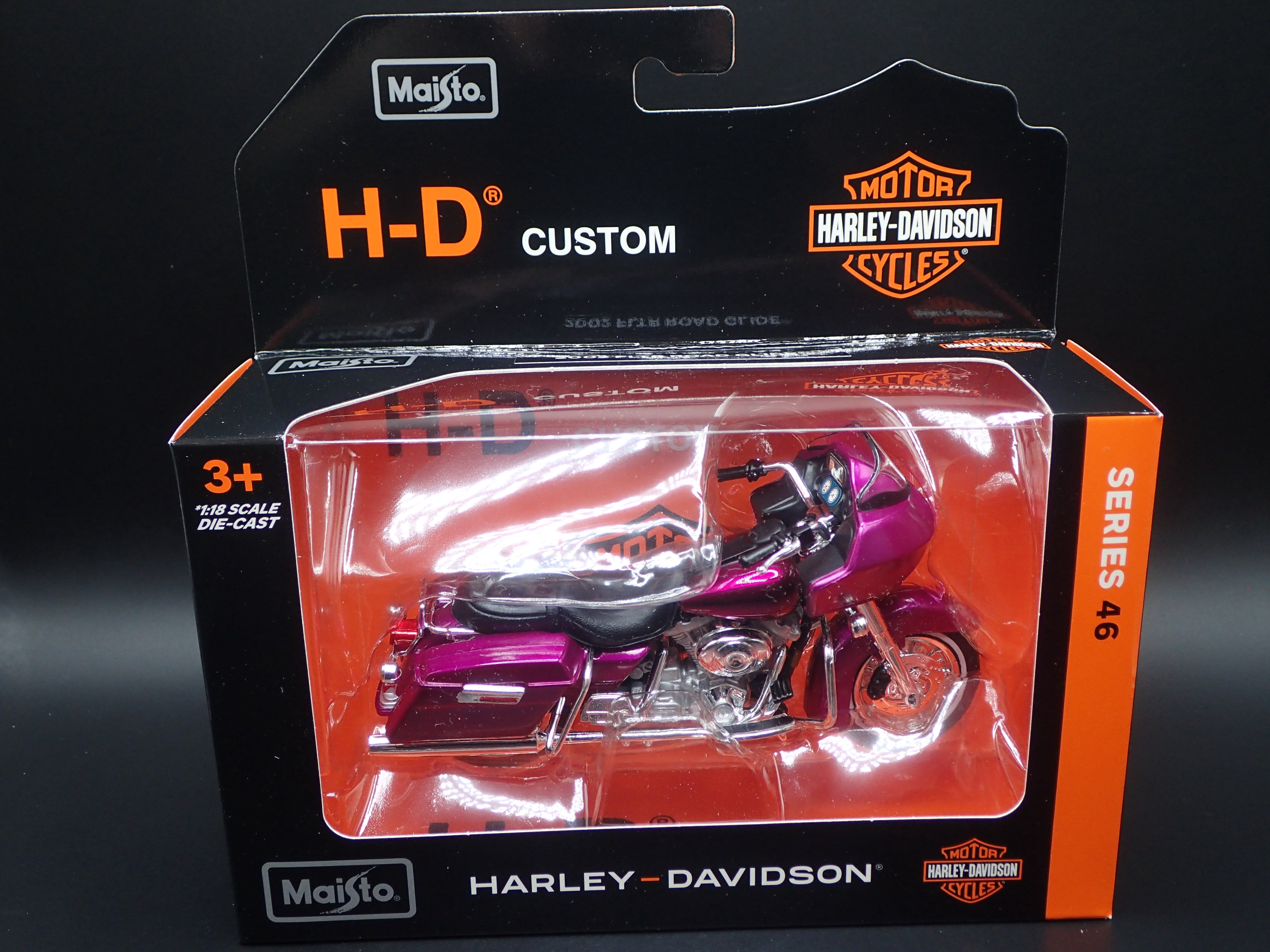 Harley-Davidson ミニチュア 12台セット ディスプレイケース付 Harley-Davidson ミニチュア 12台セット ディスプレイケース付 楽天