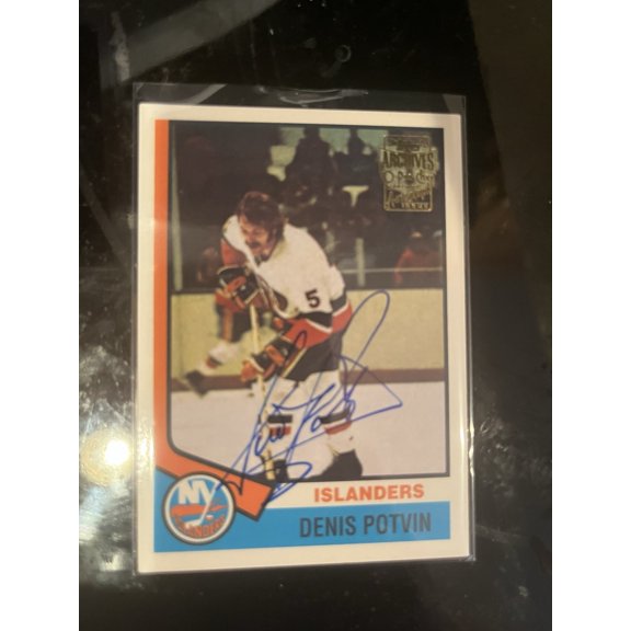 2002 Topps Archives Denis Potvin #195 Rookie Insert Topps New York Islanders NHL Autographed Ice Hockey Trading Card
