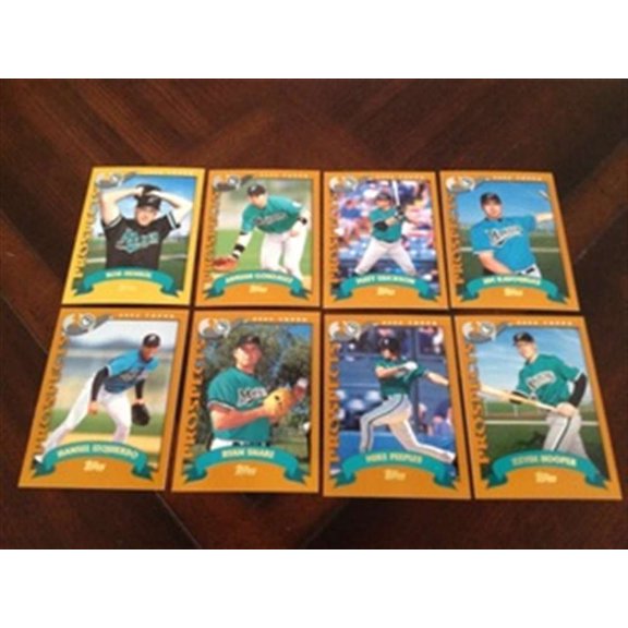 2002 Topps Traded and Rookies Miami Marlins Team Set NO SP 8 Cards Adrian Gonzalez