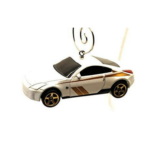 2003 Nissan 350Z Christmas Ornament 1:64 White
