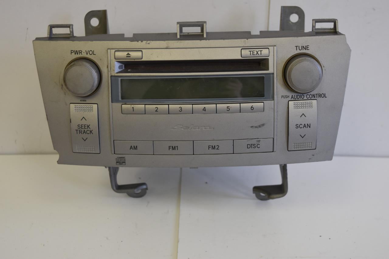 2004-2006 TOYOTA SOLARA RADIO STEREO CD PLAYER 86120-AA140