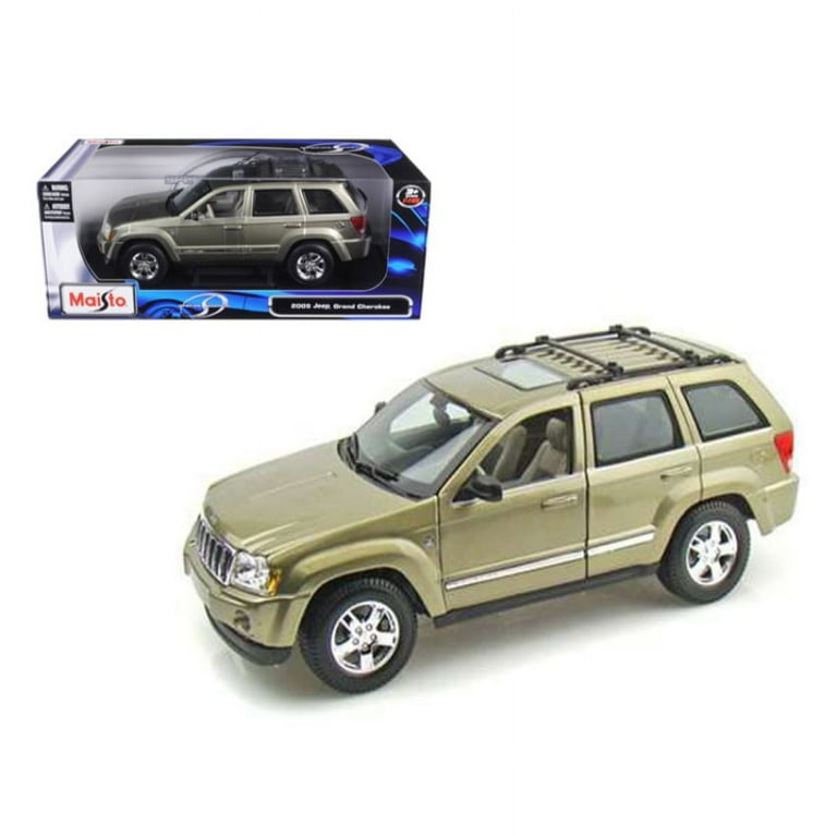 ラウンド  Khaki Cherokee Grand Jeep 2005 1/18 By Car Model Diecast ミニカー