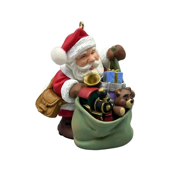 2005 Santa's Magic Sack Hallmark Keepsake Christmas Tree Ornament - QXG4465