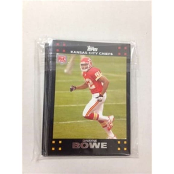 2007 Topps FB KC Chiefs Team Set DWAYNE BOWE RC