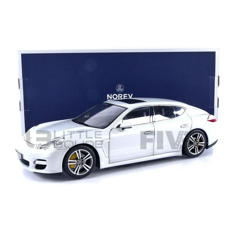 2009 Porsche Panamera Turbo Silver Metallic 1/18 Diecast 2009 Porsche Panamera Turbo Silver Metallic 1/18 Diecast