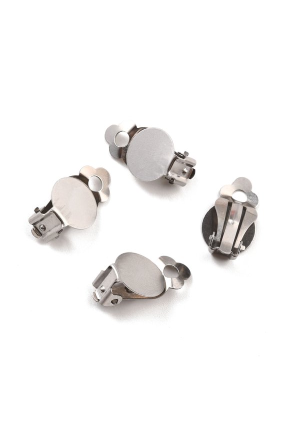 200pcs Non-Tarnish 316 Stainless Steel Clip-on Earring Findings Earring Settings Flat Round Stainless Steel color Tray: 12mm 19.5x12x8.5mm Hole: 3mm