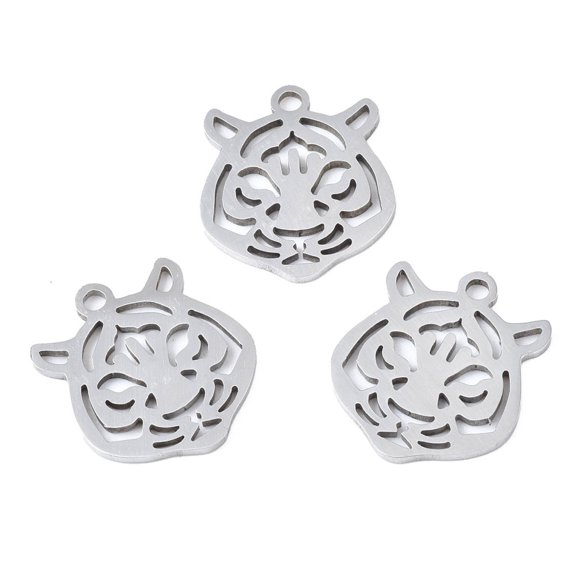 201 Stainless Steel Non-Tarnish 201 Stainless Steel Pendants Laser Cut Tiger Head Stainless Steel color 15x13x1mm Hole: 1.4mm